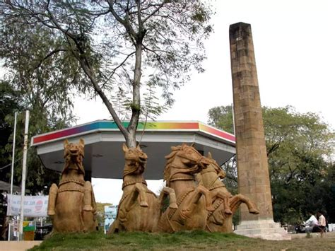 Zero Mile Stone (Nagpur) .